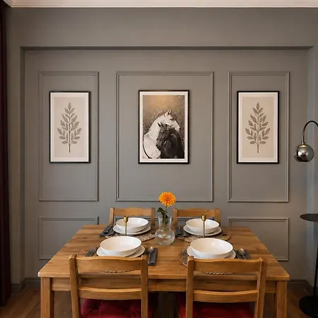 Designer - Ac - Walk To Taksim Apartamento Estambul